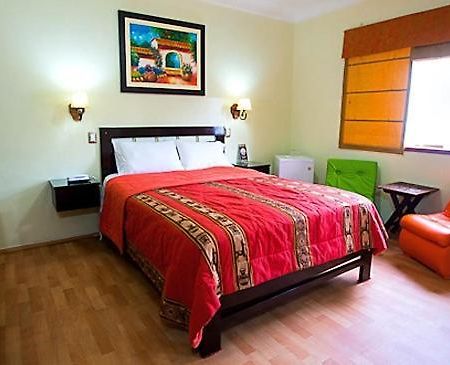 Hotel Tinkus Inn Lima Bagian luar foto