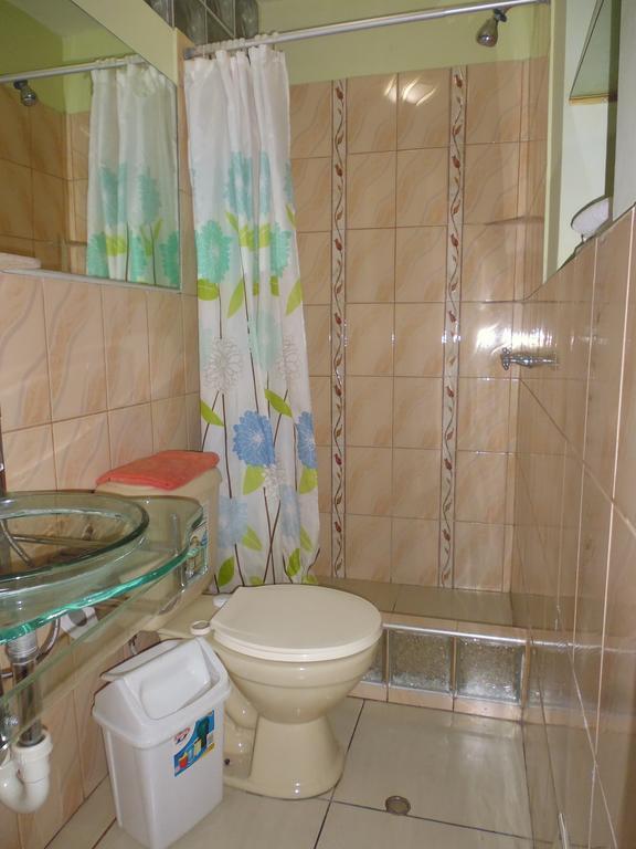 Hotel Tinkus Inn Lima Bagian luar foto